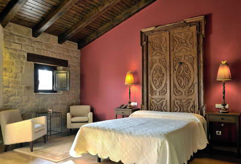 El Peiron Hotel Sos del Rey Catolico Luaran gambar