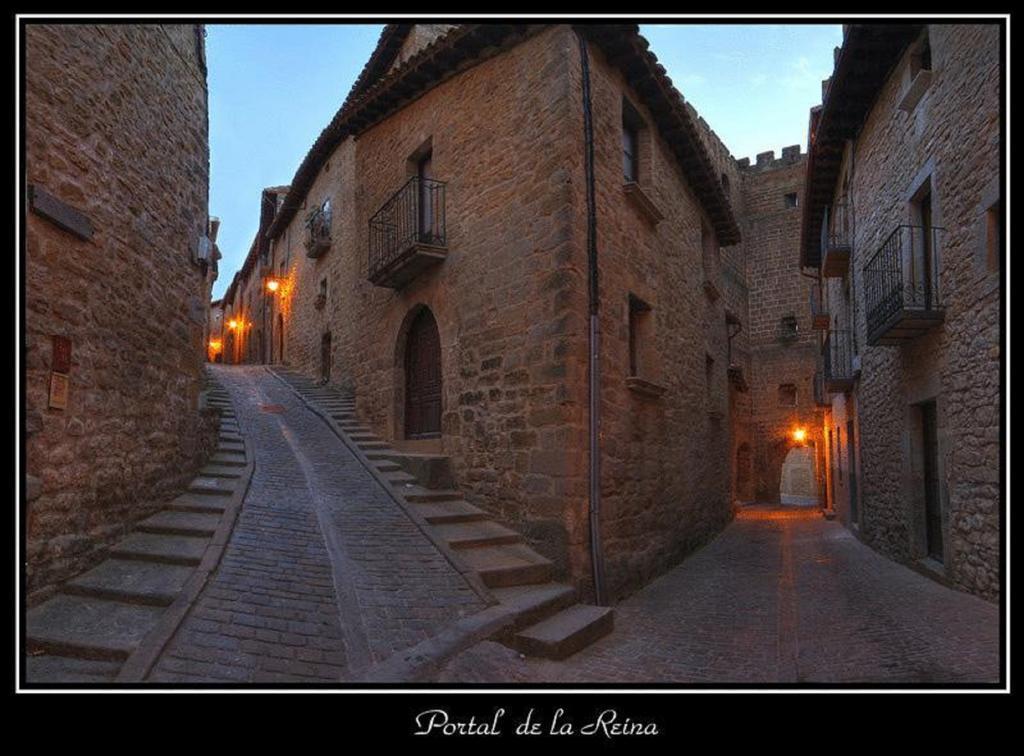El Peiron Hotel Sos del Rey Catolico Luaran gambar