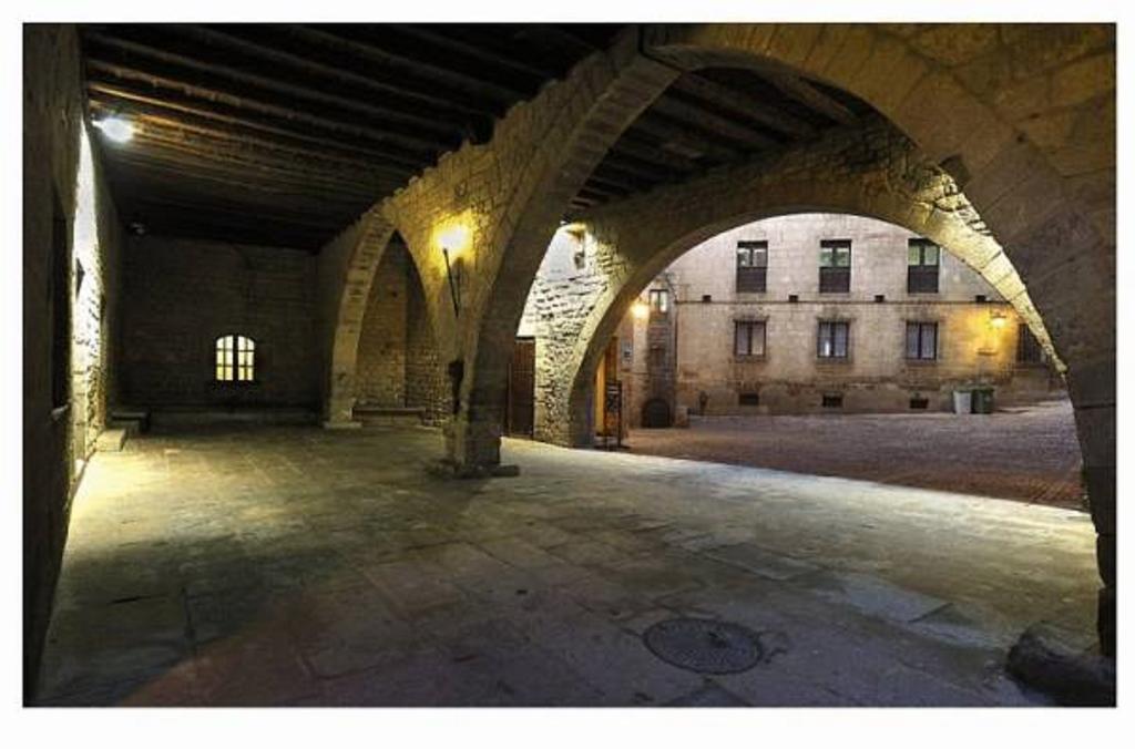 El Peiron Hotel Sos del Rey Catolico Luaran gambar